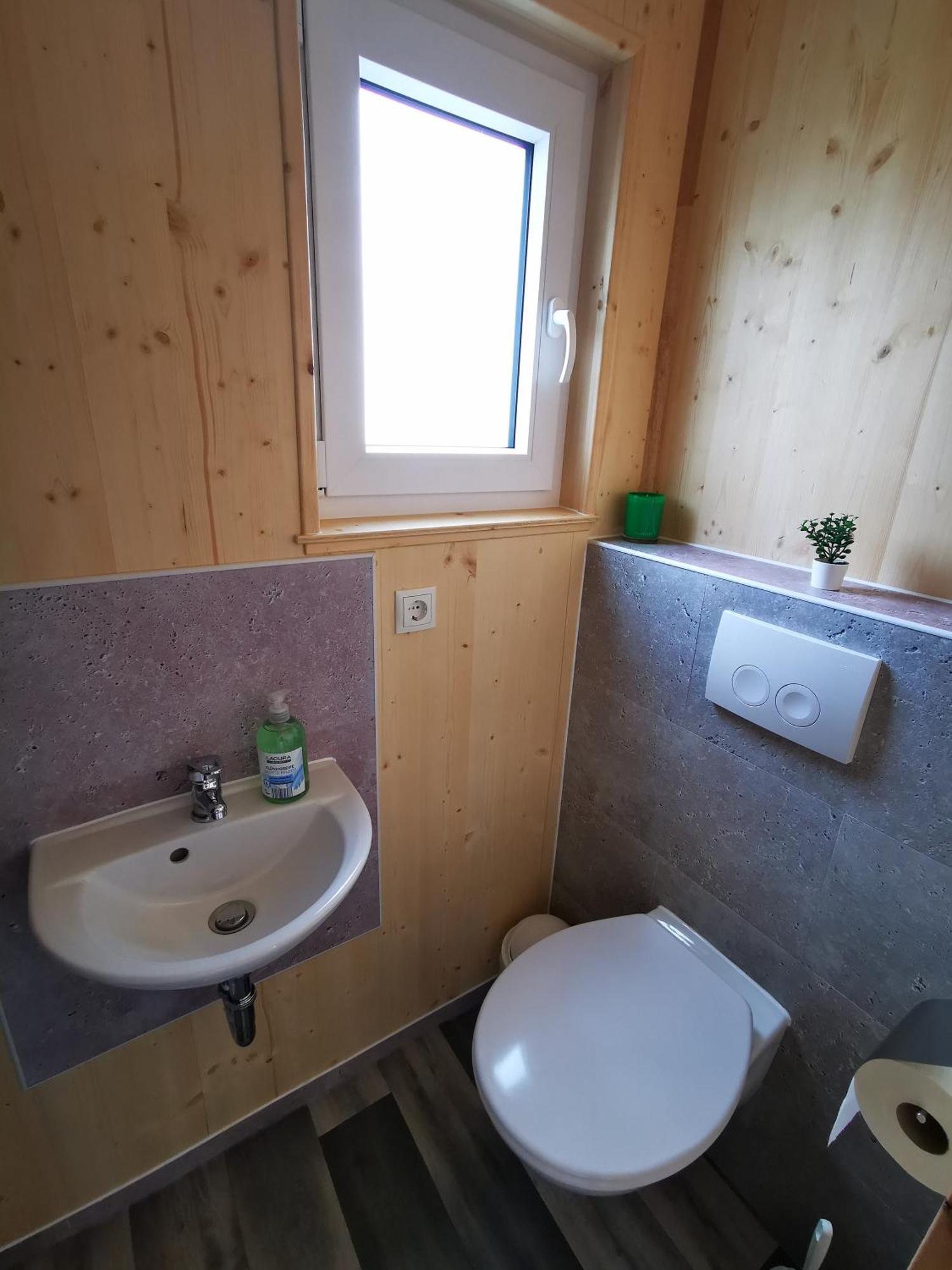 Tiny Guesthouse Herdt Euerbach Bagian luar foto