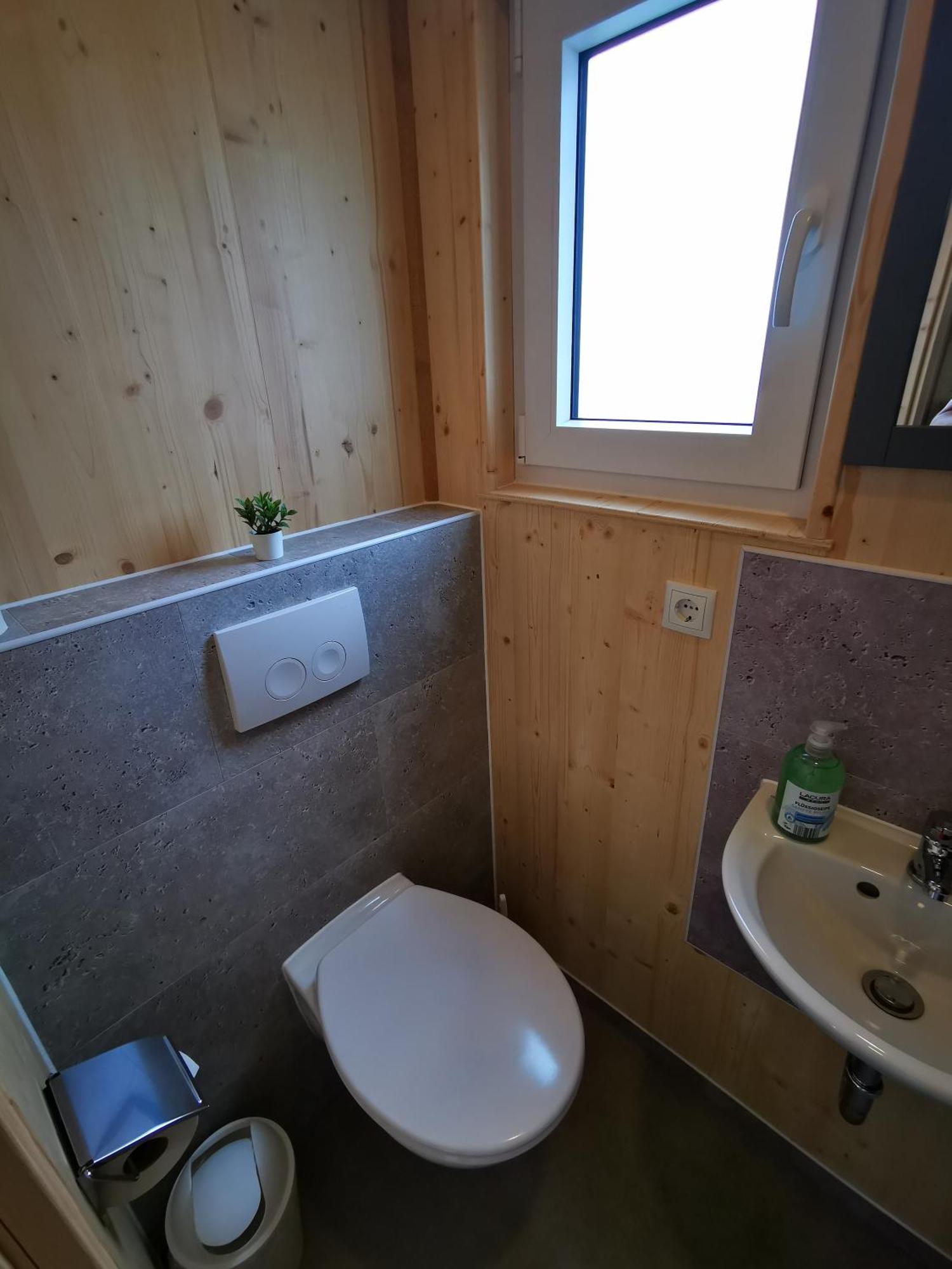 Tiny Guesthouse Herdt Euerbach Bagian luar foto