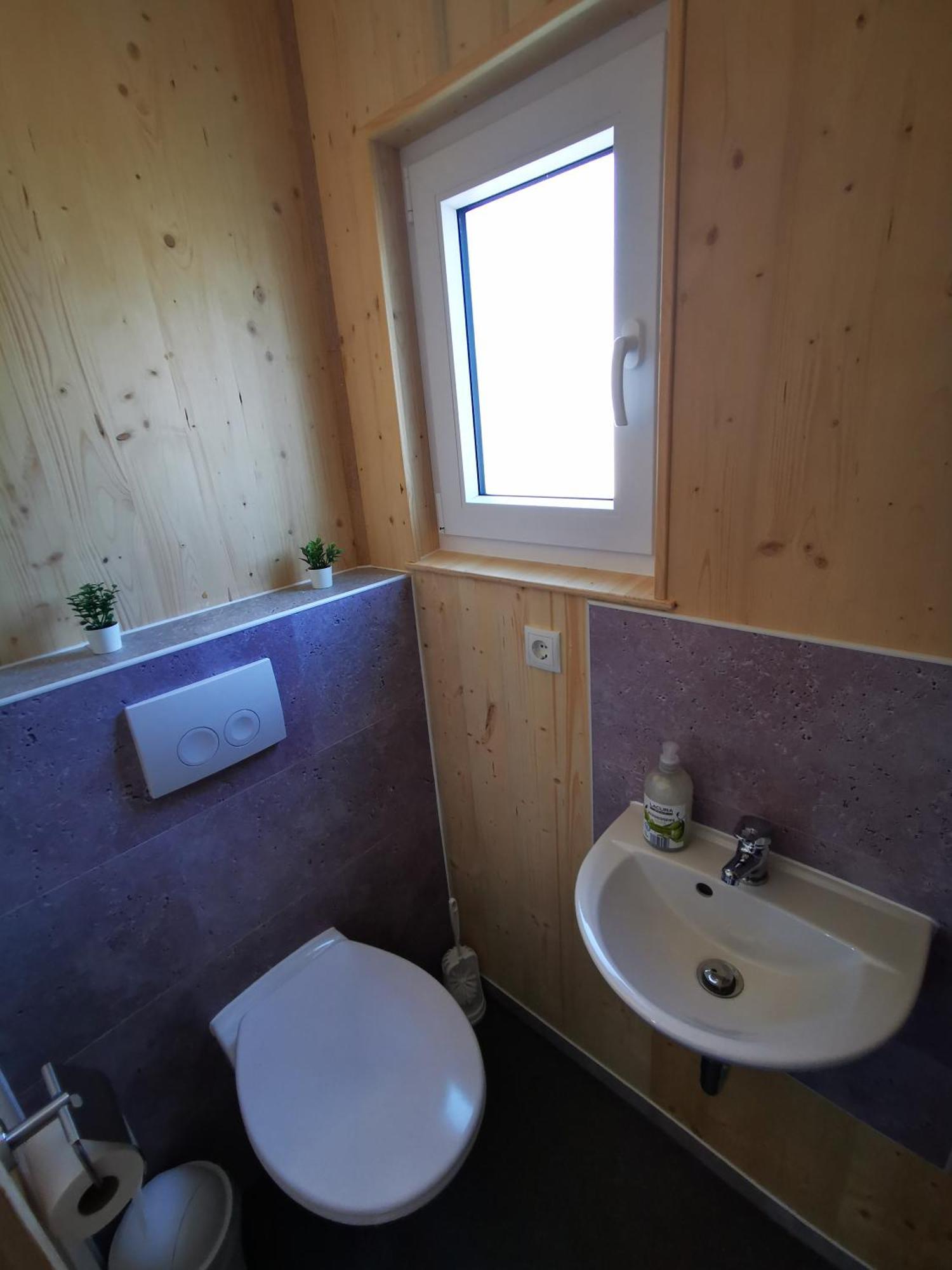 Tiny Guesthouse Herdt Euerbach Bagian luar foto